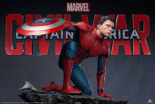 Load image into Gallery viewer, Queen Studios 1/ Avenger Civil War Spiderman - Premium