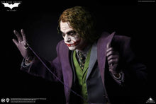 Load image into Gallery viewer, Queen Studios 1/4 TDK Joker statue - Regular Edition