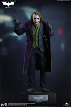Load image into Gallery viewer, Queen Studios 1/4 TDK Joker statue - Regular Edition