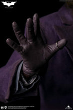 Load image into Gallery viewer, Queen Studios 1/4 TDK Joker statue - Regular Edition
