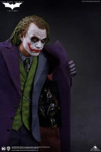 Load image into Gallery viewer, Queen Studios 1/4 TDK Joker statue - Regular Edition