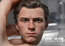 Load image into Gallery viewer, Queen Studios 1/ Avenger Civil War Spiderman - Premium
