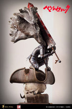 Load image into Gallery viewer, Soul Wing X AOW 1/4 Berserk - Guts on Tentacled Ship Deluxe edition