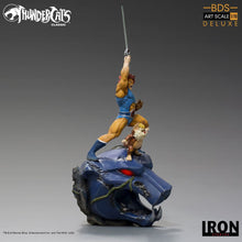 Load image into Gallery viewer, Iron Studios Lion-O & Snarf BDS Art Scale 1/10 - Thundercats