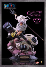 Load image into Gallery viewer, Soul Wing Charlotte Katakuri statue