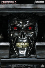 Load image into Gallery viewer, Queen studios life size t2 t800 bust