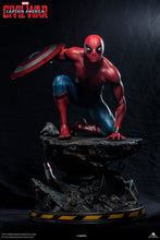 Load image into Gallery viewer, Queen Studios 1/ Avenger Civil War Spiderman - Premium