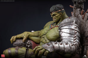 Queen Studios 1/4 Green Scar Hulk on throne
