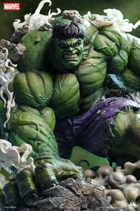 Queen Studios 1/4 Comic Hulk (Green/Red/Grey)