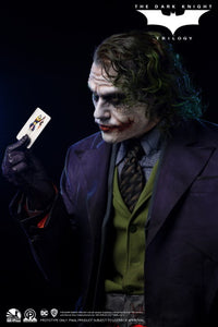 Infinity Studio X Penguin Toys DC Series Life Size Bust “The Dark Knight” The Joker