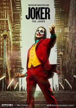 Load image into Gallery viewer, Prime 1 1/3 Joaquin Phoenix Joker Statue - Bonus Version
