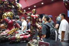 Load image into Gallery viewer, Queen Studios 1/4 Iron Man Mark 43